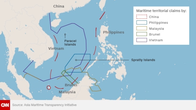 南シナ海では各国の領有権主張が対立している